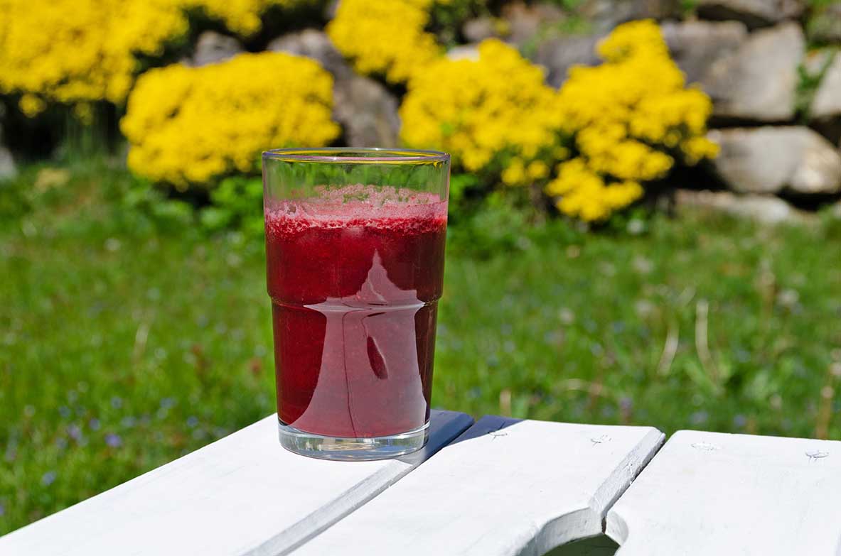 Sommergetränk Beerenlimonade