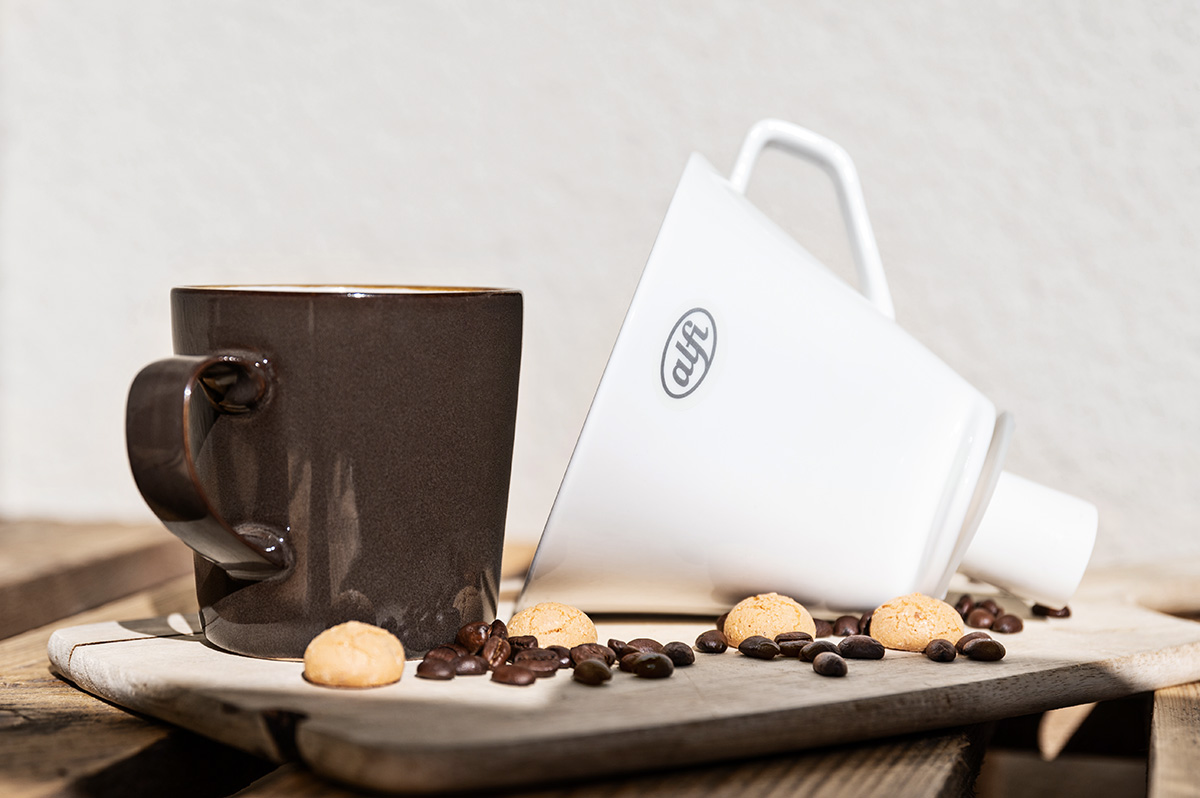 Geschenkideen für Kaffeeliebhaber Kaffeetasse und Filter
